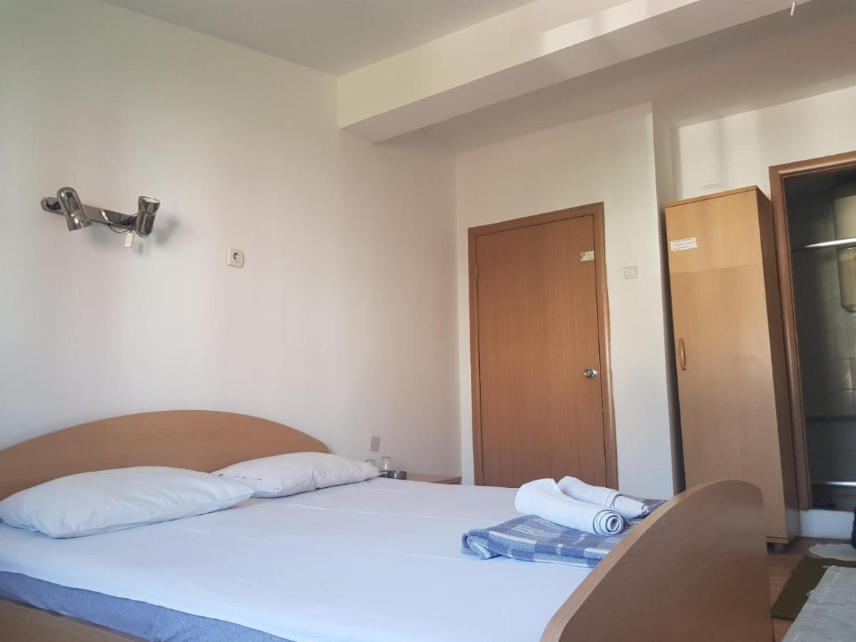 Hostel Mlin Balkan Skopje Zewnętrze zdjęcie